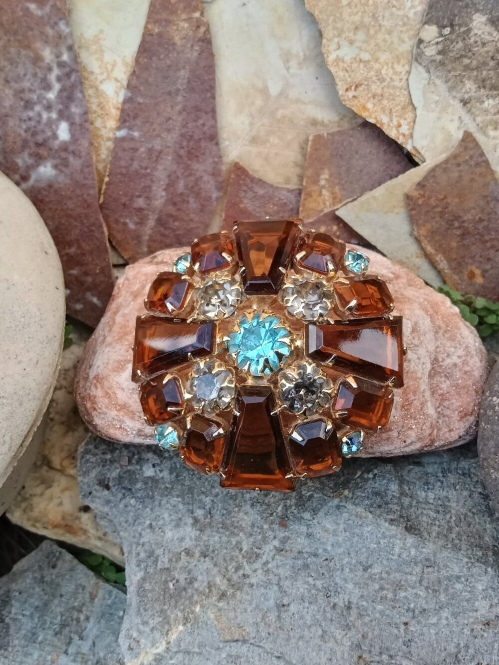 Fabulous Fifties Amber Brooch